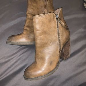 CUTE LITTLE WESTERN BOOTIES